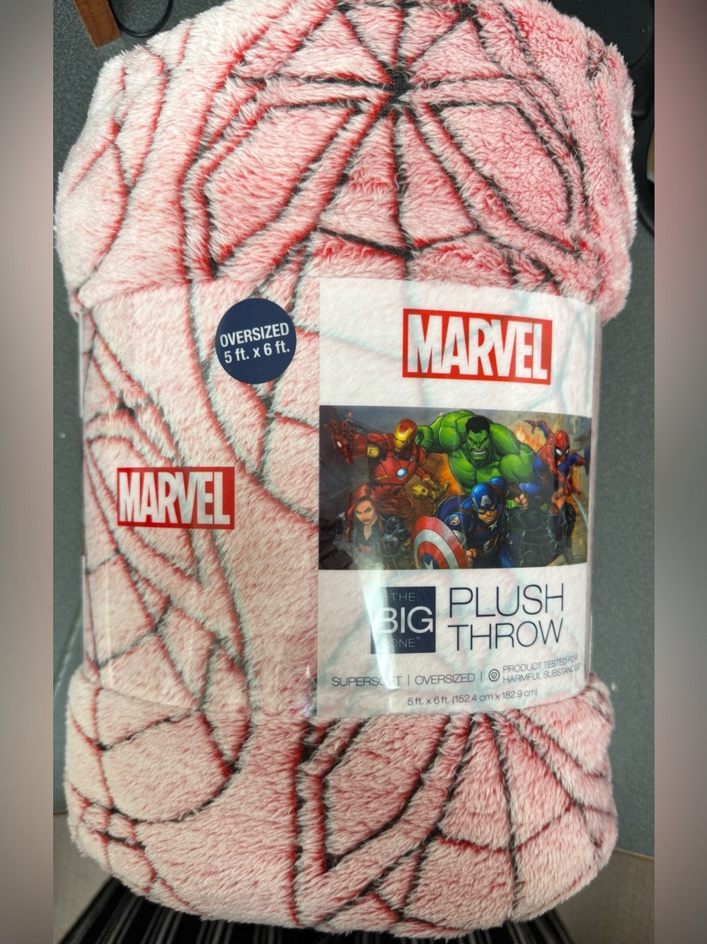 The Big One Marvel Spider-Man Plush Throw Blanket *NWT